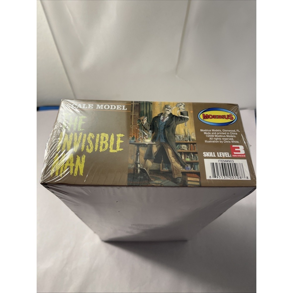 Moebius 1/8 Scale The Invisible Man Plastic Model Kit 903 Sealed New - Picture 11 of 16